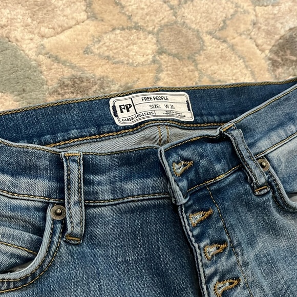 Free People Jeans - Picture 2 of 13